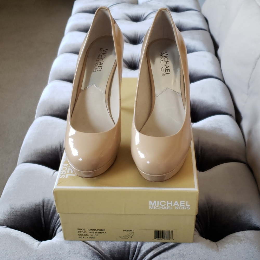 Patent heels - Picture 1 of 4